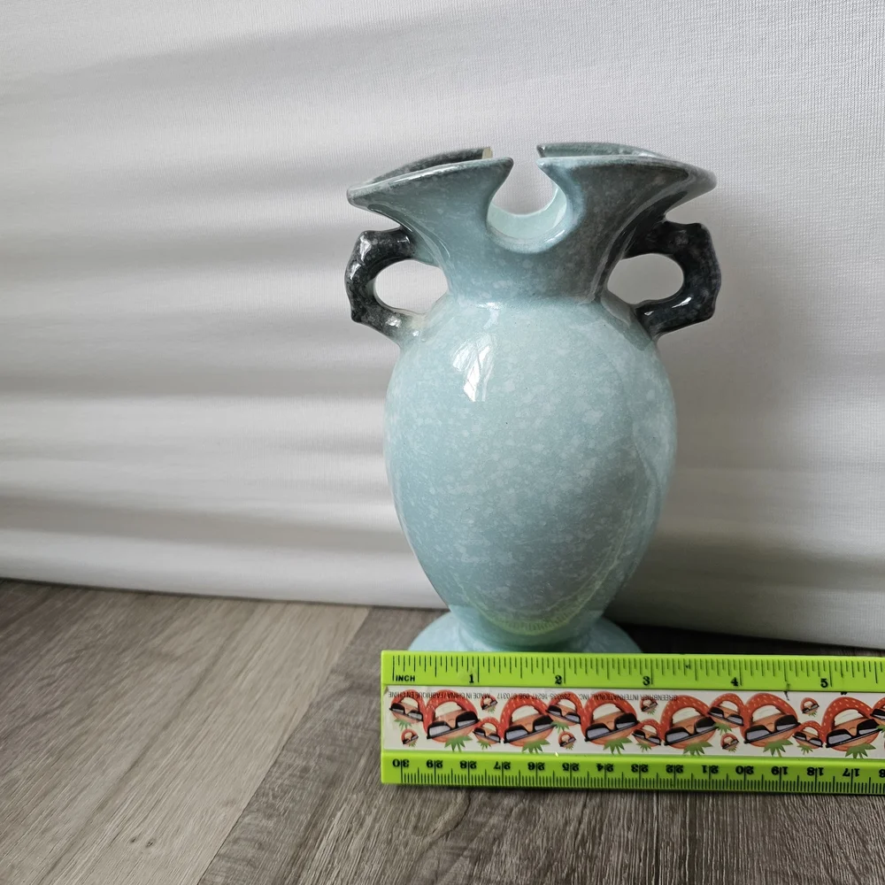 Vintage Hull Pottery Vase Royal Woodland Blue Teal Speckled Glaze W4 6 1/2
